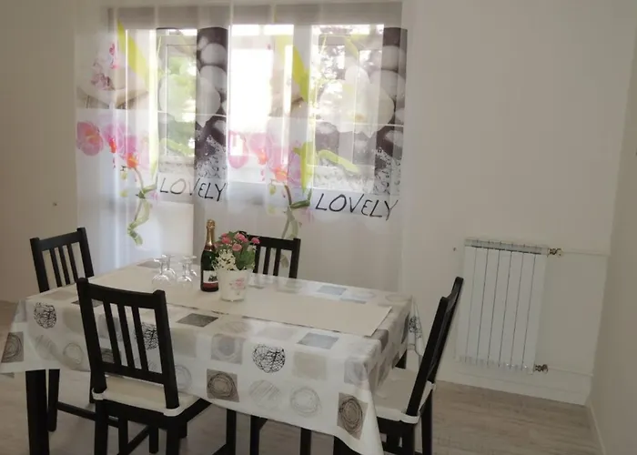 Rosmarin Apartment *